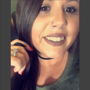 Meet your Posher, Tayler